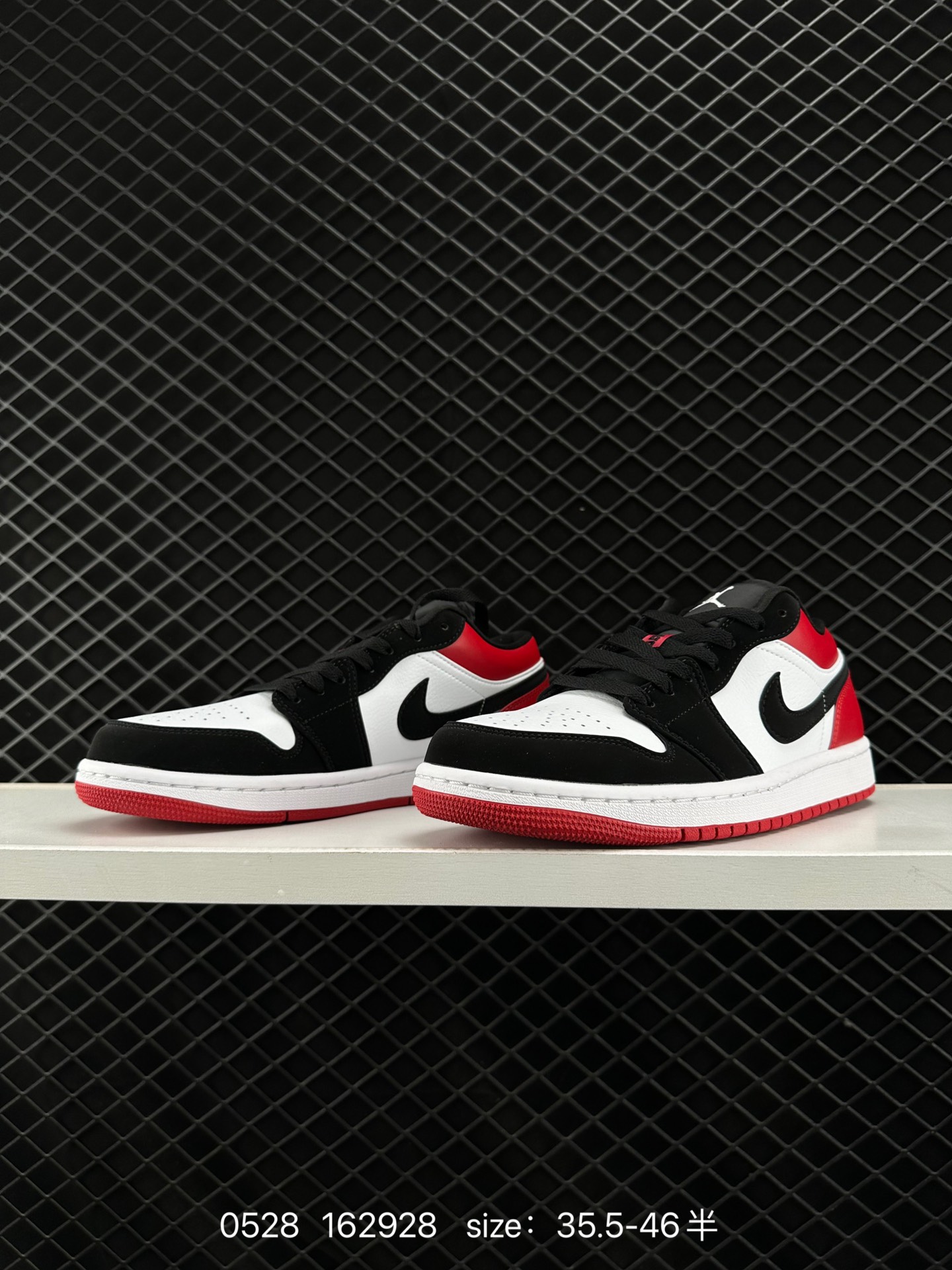 Air Jordan 1 Low AJ1